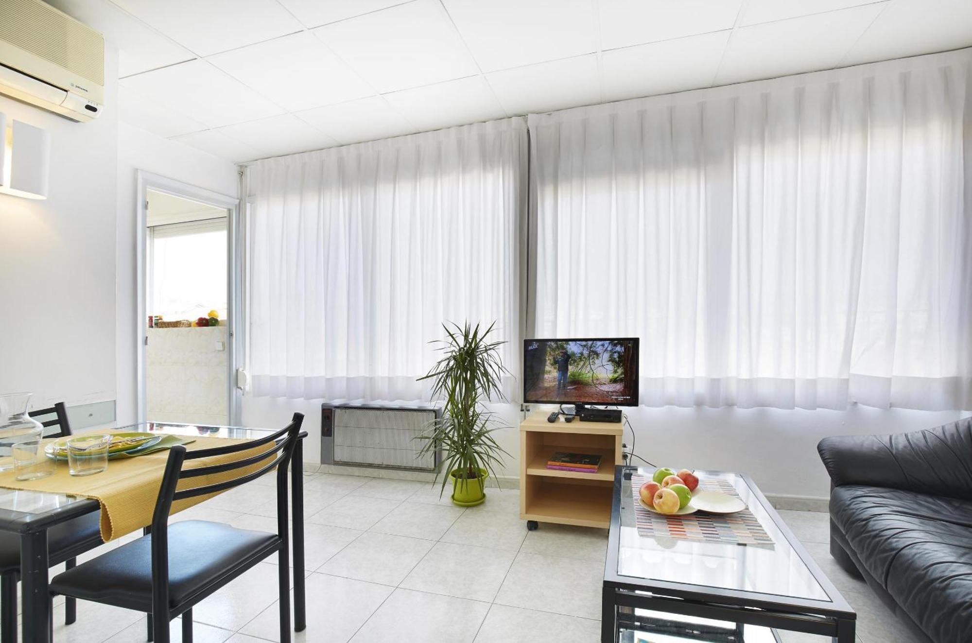 Apartamentos Calvet Барселона Екстер'єр фото